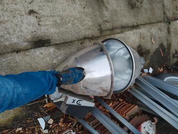 Lampes industrielles beschikbaar voor biedingen