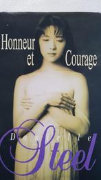 Roman "Honneur et courage" de Daniel Steel., Danielle Steel, Zo goed als nieuw, Ophalen
