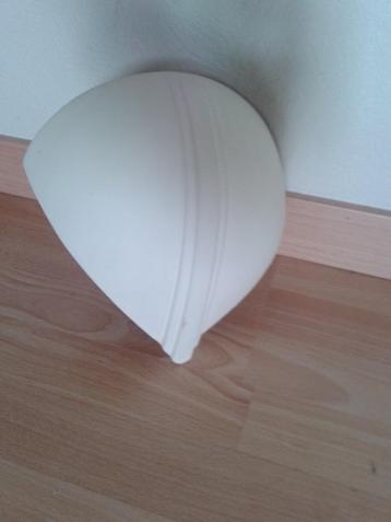 4 hoeklampen. beschikbaar voor biedingen