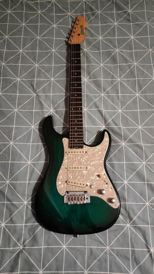 Levinson Blade Texas Deluxe, Muziek en Instrumenten, Snaarinstrumenten | Gitaren | Elektrisch, Zo goed als nieuw, Ibanez, Ophalen