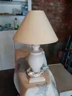 Mooie witte schemerlamp met écru lampekap, Huis en Inrichting, Ophalen, Gebruikt, Rustiek, Minder dan 50 cm
