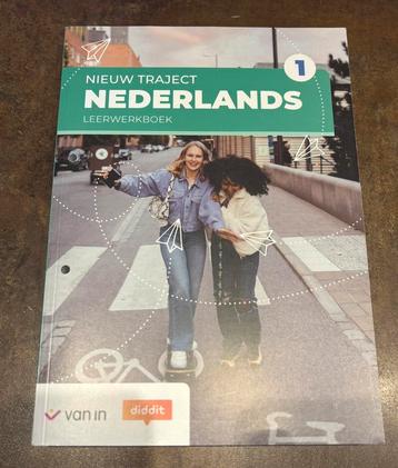 Schoolboeken 1e middelbaar A stroom beschikbaar voor biedingen