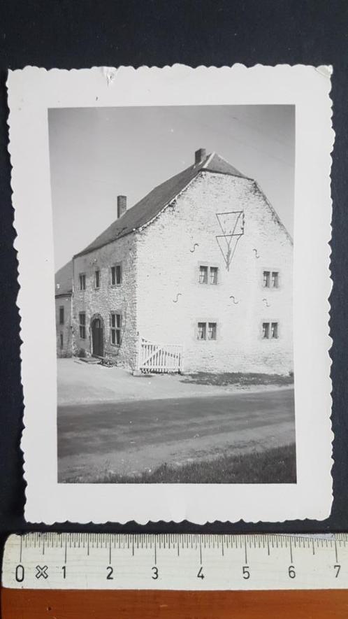 Foto Vieille ferme à Tellin (7x10cm), Verzamelen, Foto's en Prenten, Zo goed als nieuw, Foto, Gebouw, 1940 tot 1960, Ophalen of Verzenden