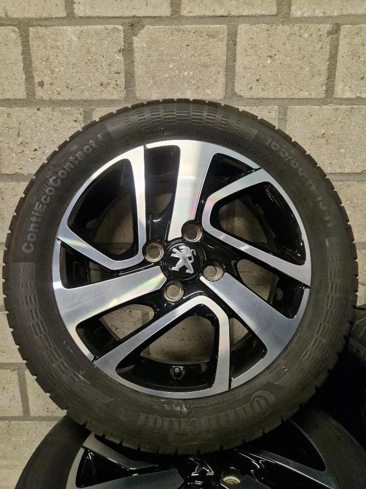 Peugeot 108 Lichtmetalen velgen met continental banden, Auto-onderdelen, Overige Auto-onderdelen, Citroën, Peugeot, Toyota, Ophalen