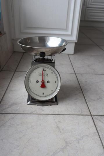Retro authentieke keukenweegschaal met ronde rvs inox kom4kg beschikbaar voor biedingen
