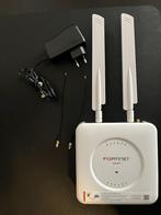 Fortinet FEX201E 4G extender, Computers en Software, Routers en Modems, Ophalen of Verzenden
