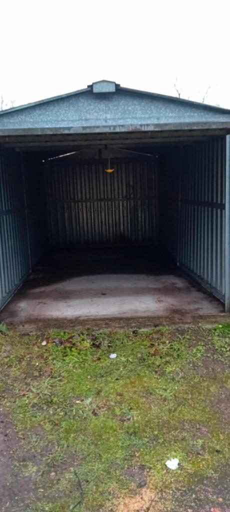 Garage à louer à Quaregnon, Autos : Divers, Garages