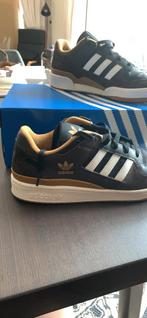 Addidas, Bruin, Nieuw, Ophalen of Verzenden, Adidas