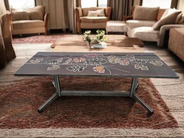 vintage salontafel beschikbaar voor biedingen
