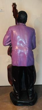 Beeld jazzmuzikant XL, Ophalen