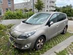 RENAULT MEGANE SENIC 1.9DCI/NAVIGATIE/AIRCO/7 PLAATS, Auto's, Euro 5, 7 zetels, Particulier, Te koop
