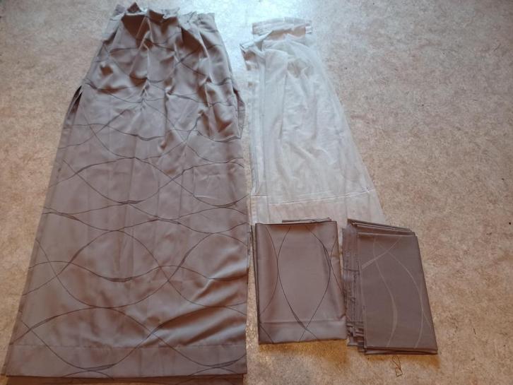 4 mooie overgordijnen met 2 gordijnen in perfecte staat, Huis en Inrichting, Stoffering | Gordijnen en Lamellen, Gebruikt, 100 tot 150 cm