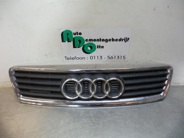 Grille van een Audi A6 (A6 97-), Auto-onderdelen, Carrosserie, Audi, Gebruikt, 3 maanden garantie, Ophalen of Verzenden
