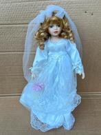 Een twintigtal poppen., Ophalen, Zo goed als nieuw