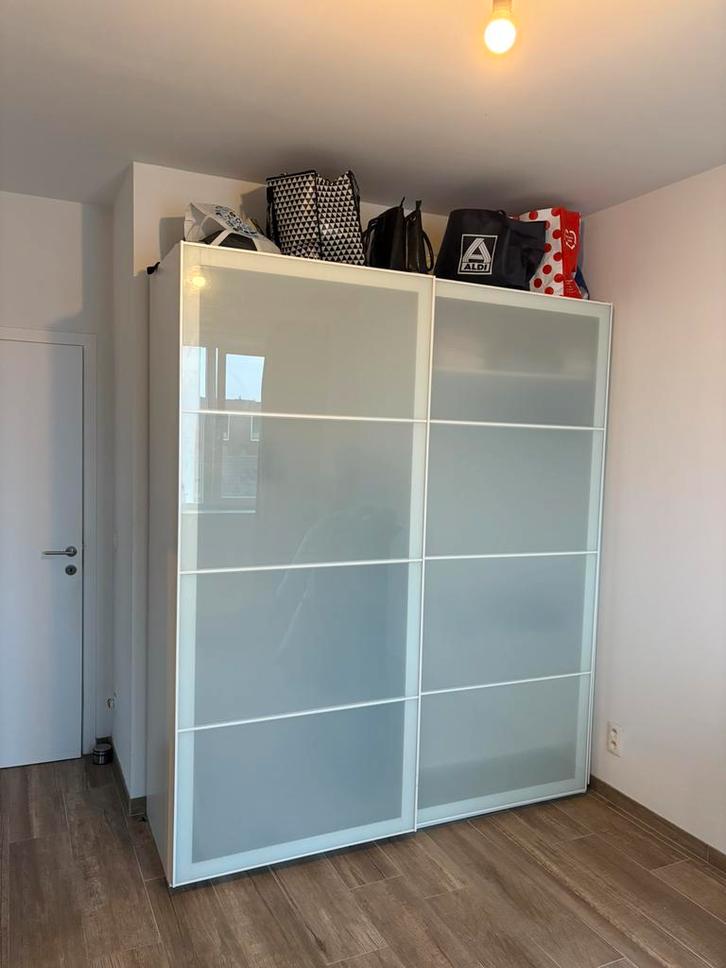 Prachtige grote klerenkast, Huis en Inrichting, Kasten | Kleerkasten, Zo goed als nieuw, Ophalen