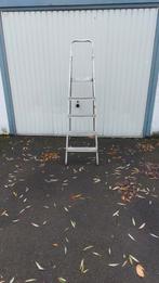 Trapladder., Ophalen, Zo goed als nieuw