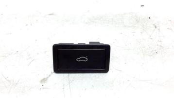 ACHTERKLEP SCHAKELAAR Skoda Superb Combi (3V5) (3C0959831A) beschikbaar voor biedingen
