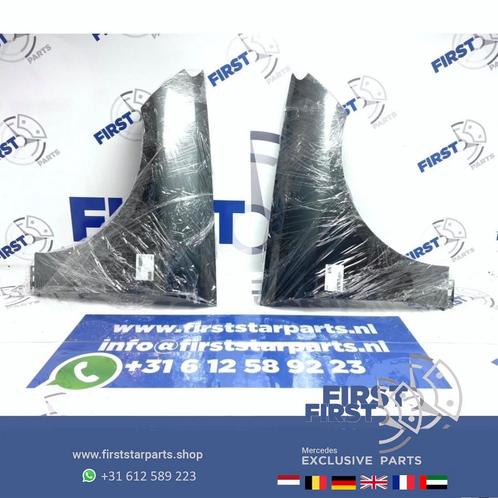 W166 GLE ZIJSCHERMEN / SPATBORDEN SET L/R A1668801106 + A166, Auto-onderdelen, Carrosserie, Spatbord, Mercedes-Benz, Gebruikt