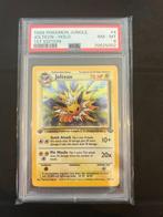 4/64 jolteon 1e psa 8 € 230,00 holo, Ophalen of Verzenden, Losse kaart