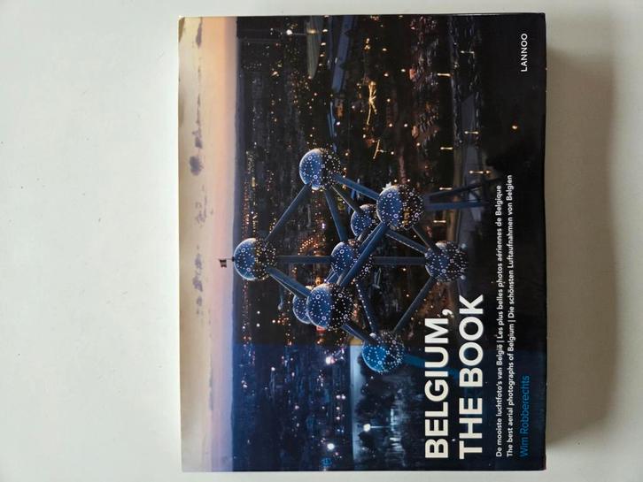 Wim Robberechts - Belgium the book, Boeken, Kunst en Cultuur | Fotografie en Design, Nieuw, Ophalen of Verzenden