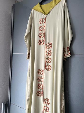 3 Jalaba à vendre, Enlèvement, Comme neuf, Taille 38/40 (M)