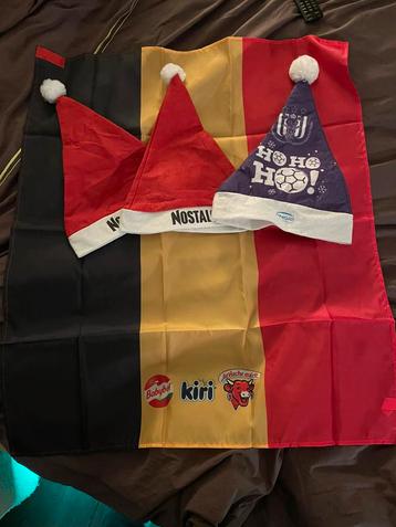 Lot drapeau Belgique + bonnets noel + bonnet Anderlecht 