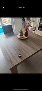 Tafel en stoelen, Ophalen