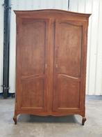 Louis XV Stijl kleerkast. Het kan geleverd worden., Enlèvement, Utilisé, Chêne