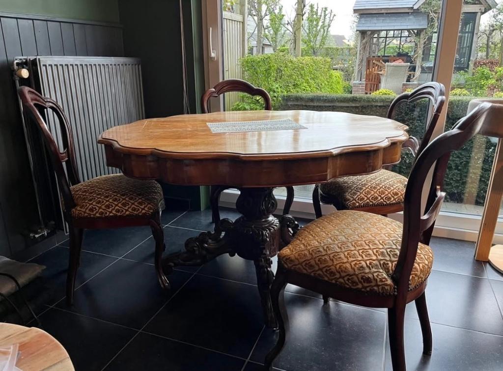 Antieke tafel + 4 stoelen, Antiek en Kunst, Ophalen