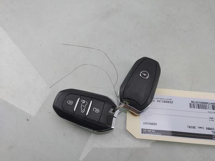 SLEUTEL Opel Combo Cargo (|98161690ZD|98390668ZD|), Auto-onderdelen, Overige Auto-onderdelen, Opel, Gebruikt
