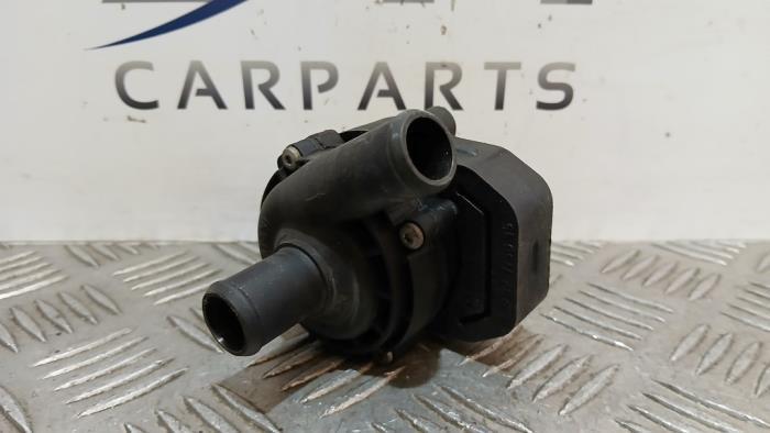 Extra waterpomp van een Mercedes C-Klasse, Auto-onderdelen, Airco en Verwarming, Mercedes-Benz, Gebruikt, 3 maanden garantie, Ophalen of Verzenden