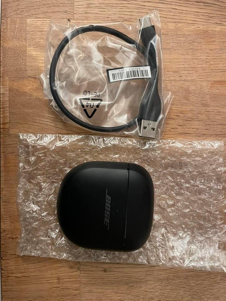 Étui de recharge Bose QC noir (sans écouteurs), TV, Hi-fi & Vidéo, Casques audio, Autres marques, Enlèvement