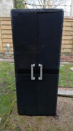 Hoge kast Keter, Ophalen