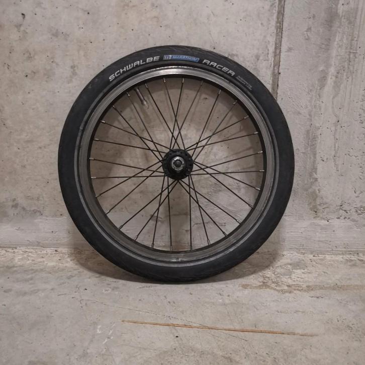 Voorwiel 16 inch met Schwalbe band, Fietsen en Brommers, Fietsonderdelen, Wiel, Ophalen