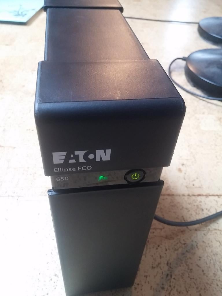 Onduleur EATON ELLIPSE ECO 650VA/400W-FR-Nouveau Bat-Eco, Informatique & Logiciels, Alimentations de secours (UPS), Enlèvement ou Envoi