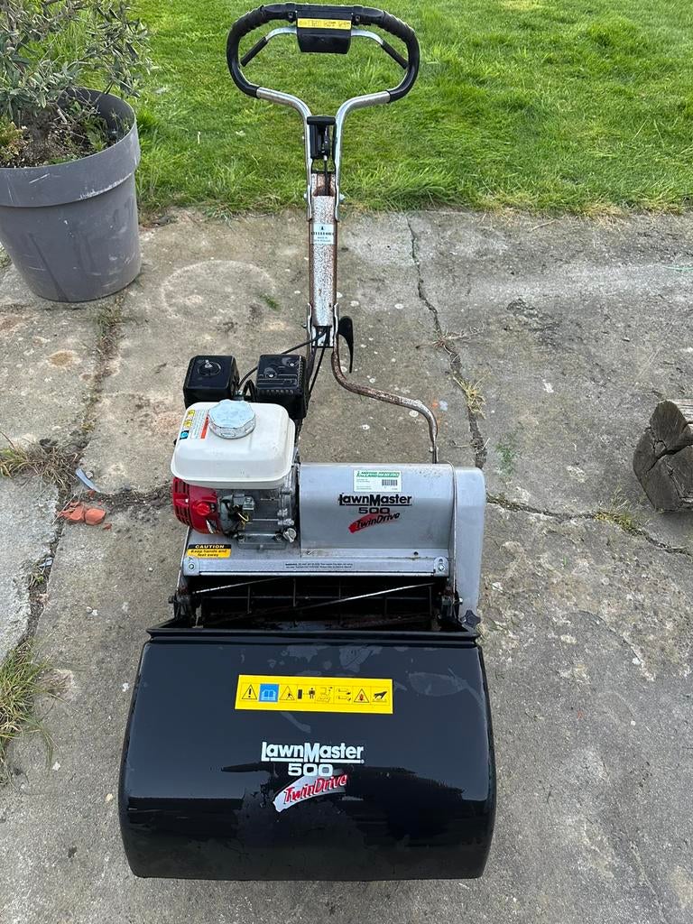 Faucheuse à bobine, Jardin & Terrasse, Tondeuses à gazon, Tondeuses à gazon à essence, Utilisé, Enlèvement, Tondeuse à cylindre