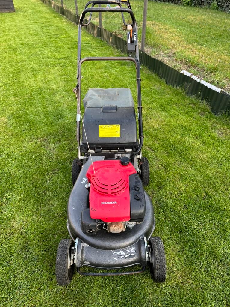 Honda hrh536, Tuin en Terras, Grasmaaiers, Ophalen, Zo goed als nieuw, Opvangzak