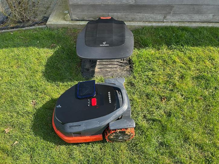 robot sans fil Navimow X315 + abri (1500 m2 + 1 an gar), Jardin & Terrasse, Tondeuses robotisées, Comme neuf, 20 à 25 cm, Enlèvement