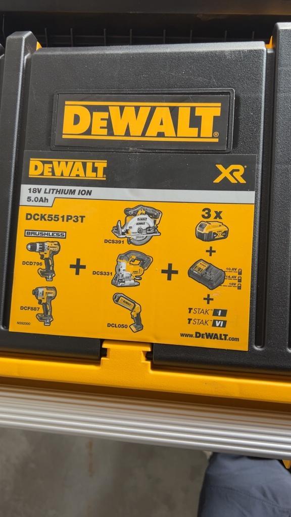 Pack Dewalt DCK551P3T, Bricolage & Construction, Outillage | Outillage à main, Neuf, Enlèvement