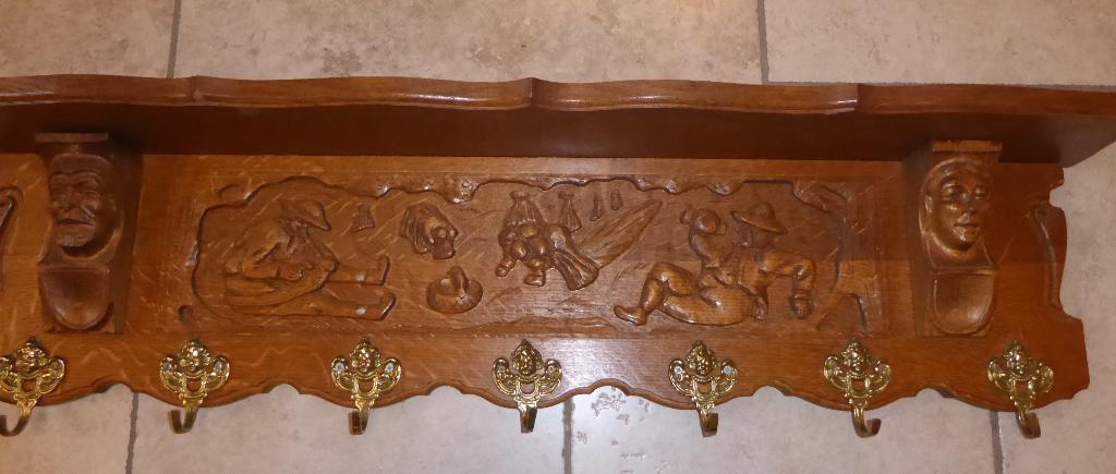 Porte-manteau mural en chêne avec étagère à chapeaux, Enlèvement, Comme neuf, Portemanteau mural