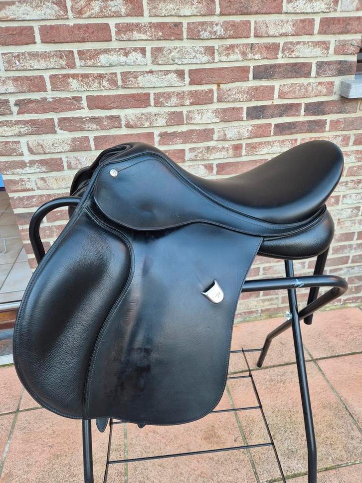 Selle mixte Bates AP 17, Animaux & Accessoires, Chevaux & Poneys | Brides & Harnachement, Enlèvement ou Envoi