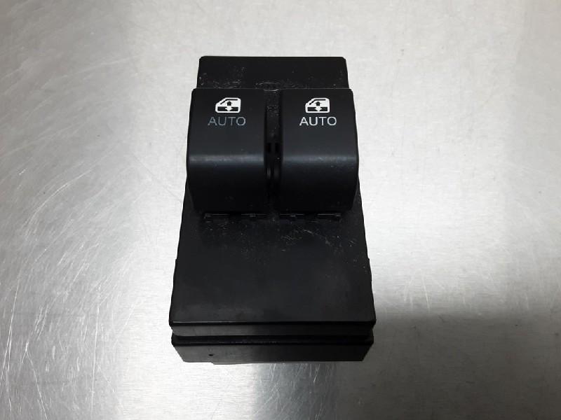 COMMUTATEUR VITRES ELECTRIQUES Kia Pro cee'd (EDB3), Utilisé, Kia