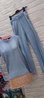 Jogging ensemble trui 47cm van oksel tot oksel, Vêtements | Femmes, Homewear, Taille 38/40 (M), Gris, Enlèvement ou Envoi, Comme neuf