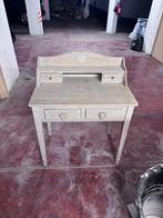 Petit bureau à donner, Maison & Meubles, Tables | Coiffeuses, Moins de 100 cm, Enlèvement, Utilisé, 50 à 100 cm