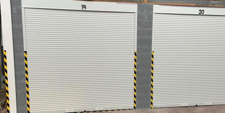 Box de stokage ou garde meubles, Immo, Garages & Places de parking, Liège (ville)