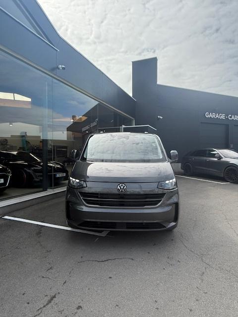 Volkswagen Transporter T7 dubbel cabine nieuw in stock!, Auto's, Bestelwagens en Lichte vracht, 1998 cc, Stof, Euro 6, 4 cilinders