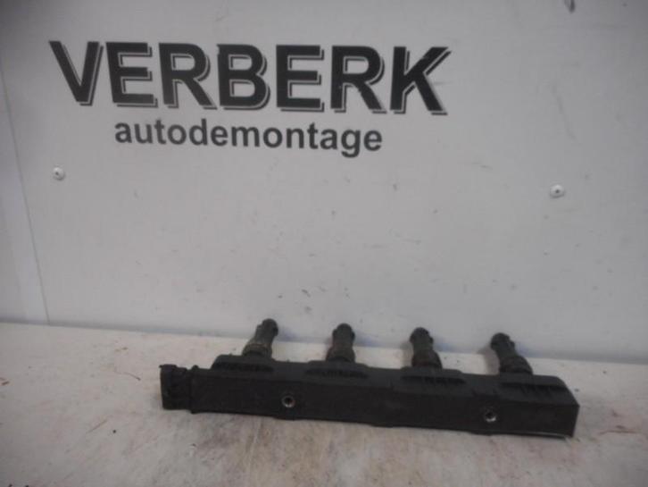 BOBINE GALERIJ Opel Corsa B (73 / 78 / 79) (0221503015), Auto-onderdelen, Motor en Toebehoren, Opel, Gebruikt