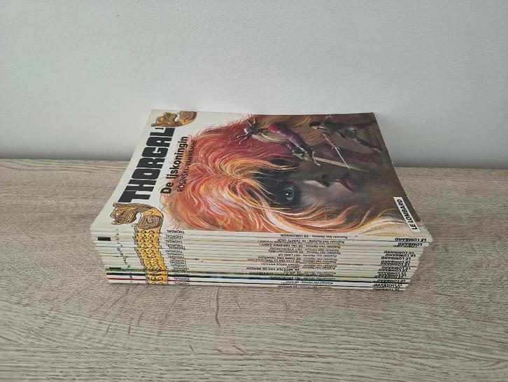 Thorgal strips + poster, Livres, BD, Comme neuf, Enlèvement ou Envoi