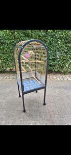 Cage pour perroquets, Animaux & Accessoires, Oiseaux | Perruches & Perroquets