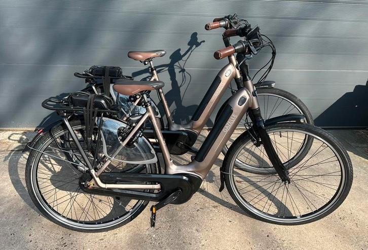 Set electrische gazelle grenoble bosch middenmotor fietsen, Fietsen en Brommers, Elektrische fietsen, Zo goed als nieuw, Gazelle